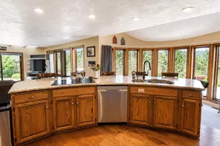 44130 Santiam Hwy, Foster, OR 97345 - Photo 9