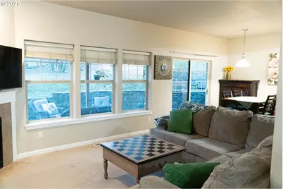 2092 SW Thomas Pl, Gresham, OR 97080 - Photo 7