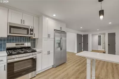 4525 NE 37th Ave, Portland, OR 97211 - Photo 11