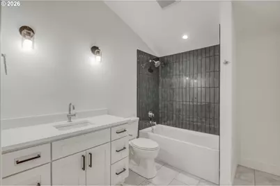 4525 NE 37th Ave, Portland, OR 97211 - Photo 13