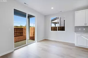 19015 SW Eureka Ln, Beaverton, OR 97007 - Photo 11