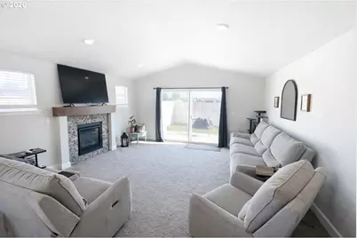 2278 NE 6th St, Hermiston, OR 97838 - Photo 7