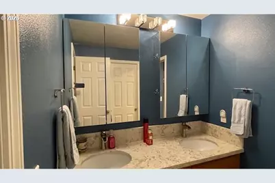 20515 SW 104th Ave, Tualatin, OR 97062 - Photo 13