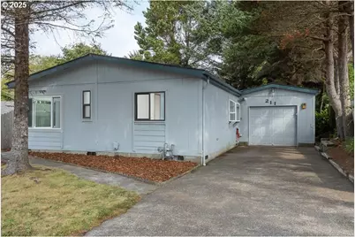 211 NE 70th St, Newport, OR 97365 - Photo 1