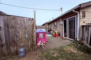 1202 Iris St, Brookings, OR 97415 - Photo 35