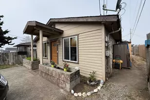1202 Iris St, Brookings, OR 97415 - Photo 37