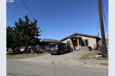 1202 Iris St, Brookings, OR 97415 - Photo 39