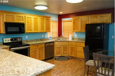 507 Littlewood Ln, Eugene, OR 97404 - Photo 5