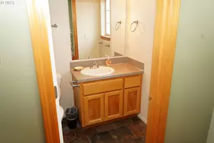 507 Littlewood Ln, Eugene, OR 97404 - Photo 11