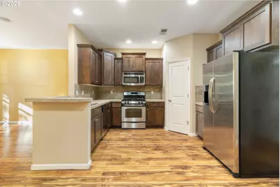 11880 SW Horizon Blvd, Beaverton, OR 97007 - Photo 9