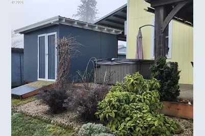 795 E St, Riddle, OR 97469 - Photo 13