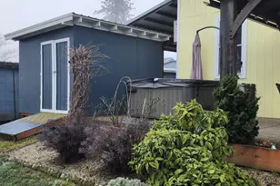 795 E St, Riddle, OR 97469 - Photo 13