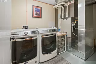 19022 Old River Dr, West Linn, OR 97068 - Photo 21