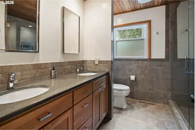 19022 Old River Dr, West Linn, OR 97068 - Photo 11