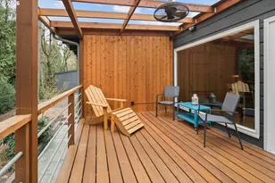 19022 Old River Dr, West Linn, OR 97068 - Photo 25