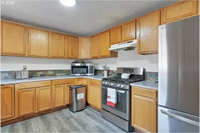 1825 NW Grant Ave, Corvallis, OR 97330 - Photo 17