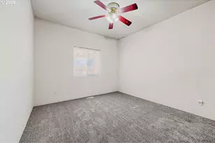 710 Mary Dr, Molalla, OR 97038 - Photo 17
