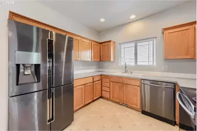 710 Mary Dr, Molalla, OR 97038 - Photo 13