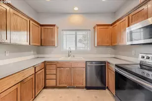 710 Mary Dr, Molalla, OR 97038 - Photo 11
