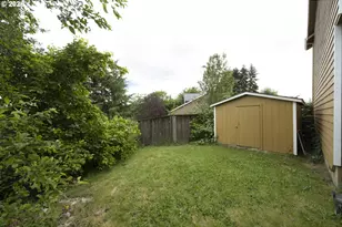 4235 SE Anderegg Loop, Portland, OR 97236 - Photo 21