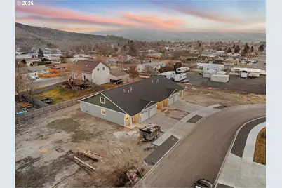 591 Park Springs Ave, Baker City, OR 97814 - Photo 7