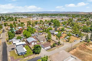 1445 14th St, Baker City, OR 97814 - Photo 5