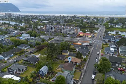 811 12th Ave, Seaside, OR 97138 - Photo 25