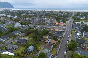 811 12th Ave, Seaside, OR 97138 - Photo 25