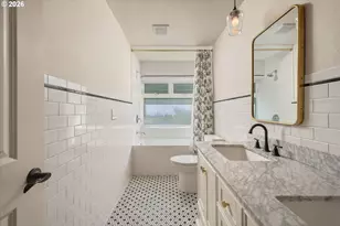 876 Sunny Hill Dr, Lake Oswego, OR 97034 - Photo 33
