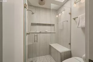876 Sunny Hill Dr, Lake Oswego, OR 97034 - Photo 29