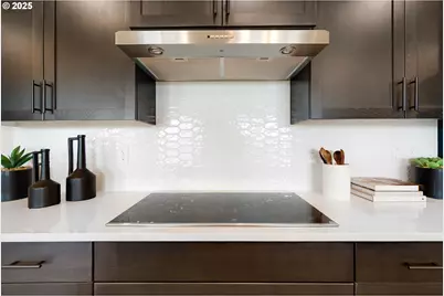 5562 N 88th Ave, Camas, WA 98607 - Photo 9