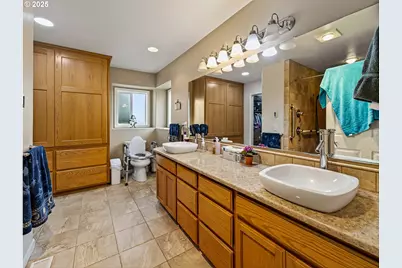 821 E 7th St, Molalla, OR 97038 - Photo 23