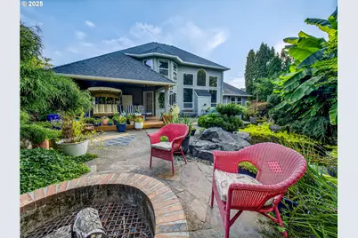 821 E 7th St, Molalla, OR 97038 - Photo 11