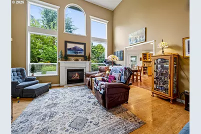 821 E 7th St, Molalla, OR 97038 - Photo 15