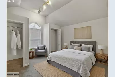 821 E 7th St, Molalla, OR 97038 - Photo 27