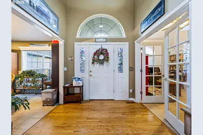 821 E 7th St, Molalla, OR 97038 - Photo 13