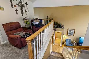 821 E 7th St, Molalla, OR 97038 - Photo 17