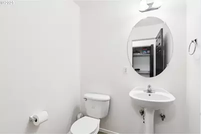 19153 SE Yamhill St, Portland, OR 97233 - Photo 9