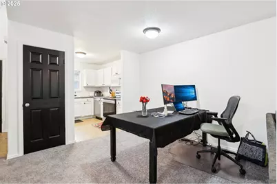 19153 SE Yamhill St, Portland, OR 97233 - Photo 11