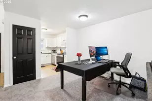 19153 SE Yamhill St, Portland, OR 97233 - Photo 11