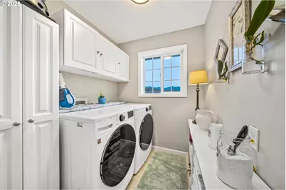 1213 Acacia Ave, Garibaldi, OR 97118 - Photo 25