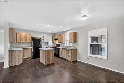2120 SW 29th St #1, Troutdale, OR 97060 - Photo 13
