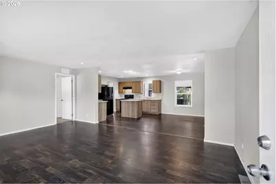2120 SW 29th St #1, Troutdale, OR 97060 - Photo 5