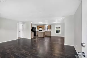 2120 SW 29th St, Troutdale, OR 97060 - Photo 5