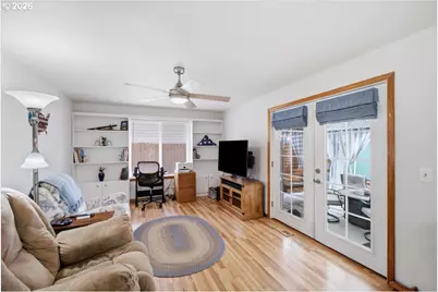 842 29th Ave, Sweet Home, OR 97386 - Photo 15