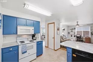 842 29th Ave, Sweet Home, OR 97386 - Photo 13