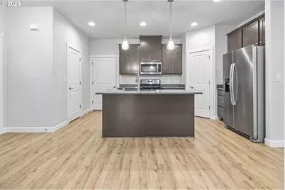 1724 NE 146th St, Vancouver, WA 98686 - Photo 5