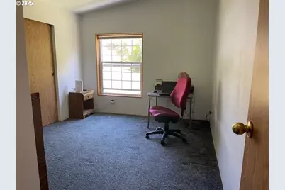 98427 Van Pelt Dr, Brookings, OR 97415 - Photo 15