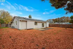 20490 SW Frances St, Beaverton, OR 97003 - Photo 29