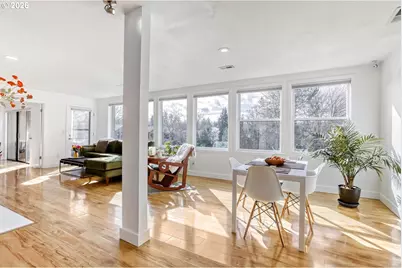 17011 SW Versailles Ln, Portland, OR 97224 - Photo 9